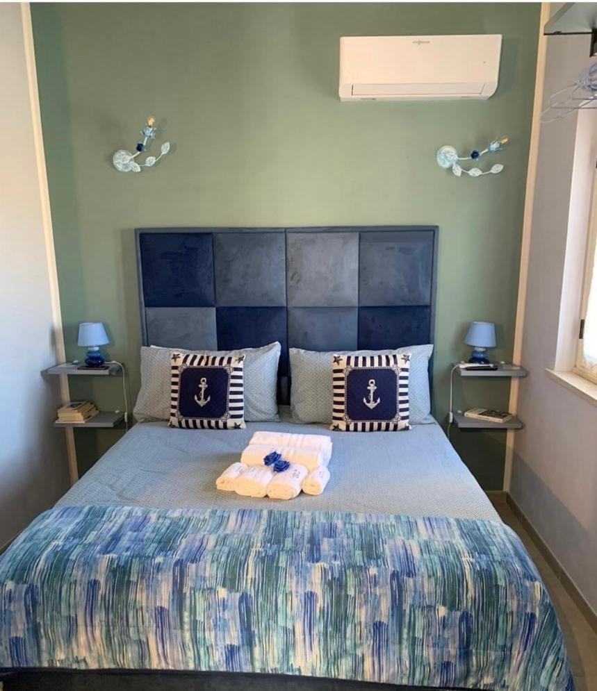 La Rosa Blu Panzió Gerace Kültér fotó
